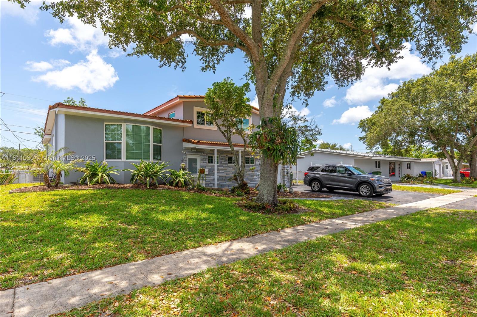 141 NW 72nd Way