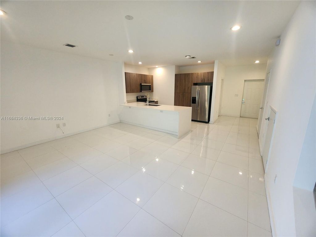 Photo of 1330 Crystal Way #102, Delray Beach, FL 33444 (MLS # A11684336)