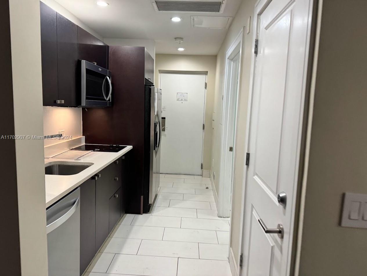 View photos, virtual tours, details... 5300 NW 87th Ave 1510