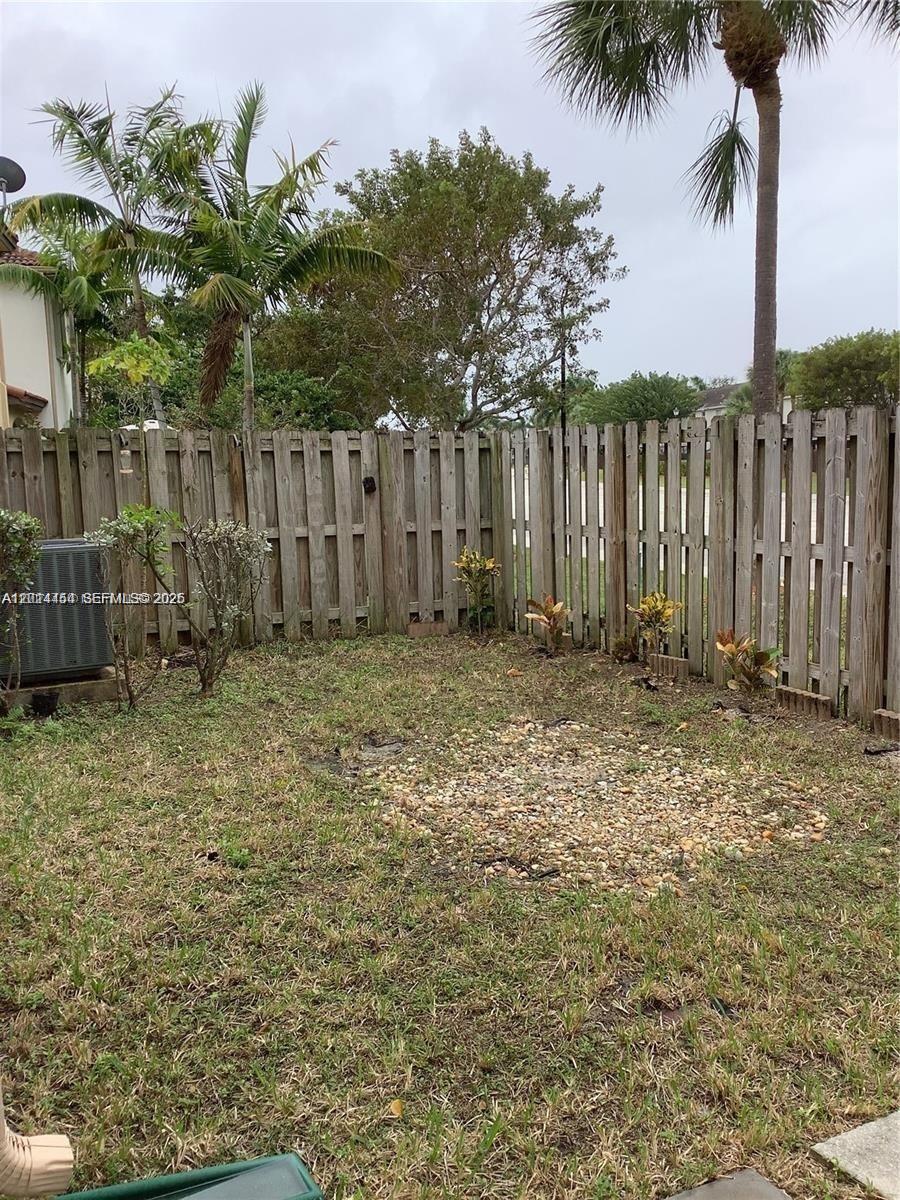 TRELLIS AT BAYSHORE - Residential