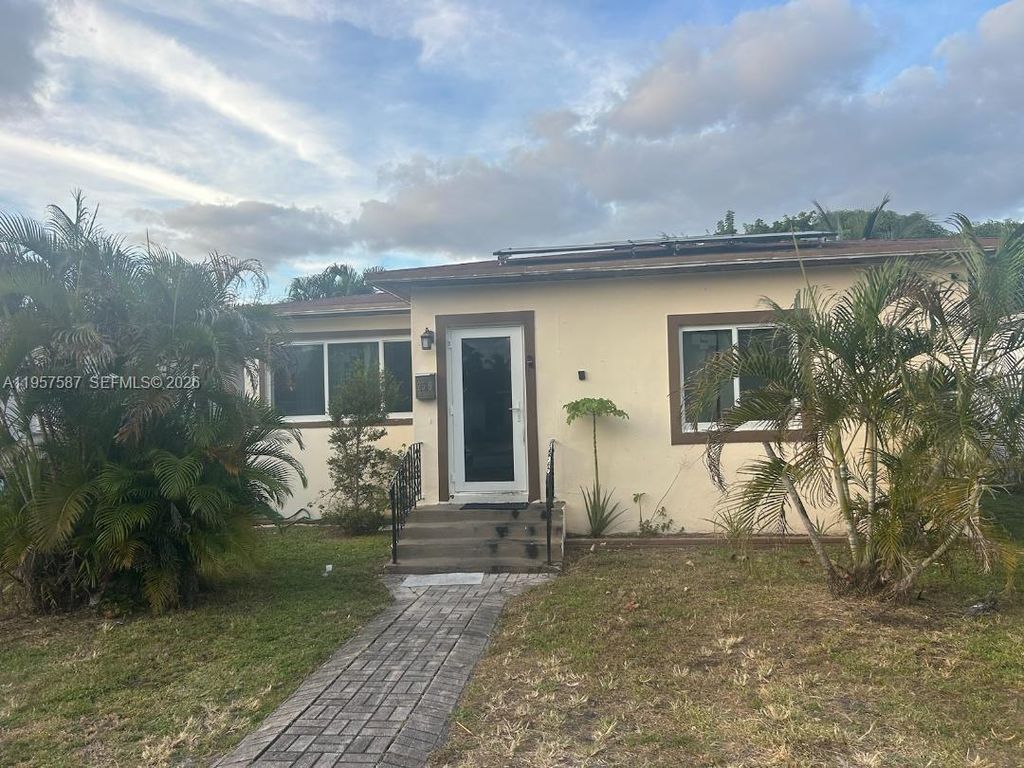 Photo of 2519 Rodman St, Hollywood, FL 33020 (MLS # A11957587)
