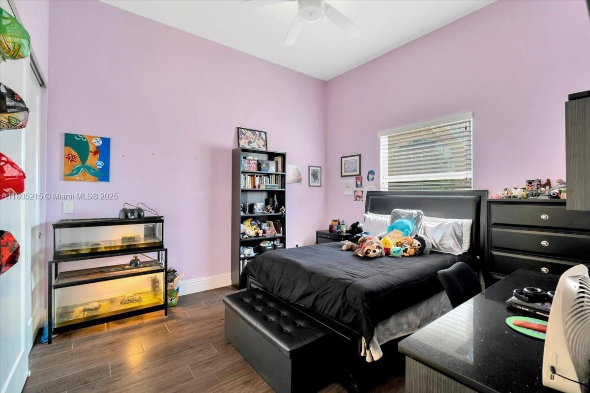 COUNTRY CLUB RANCHES SEC - Residential