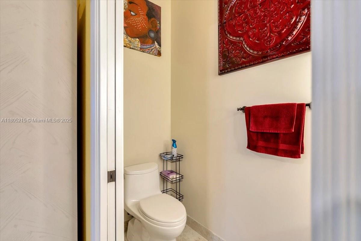 COUNTRY CLUB RANCHES SEC - Residential