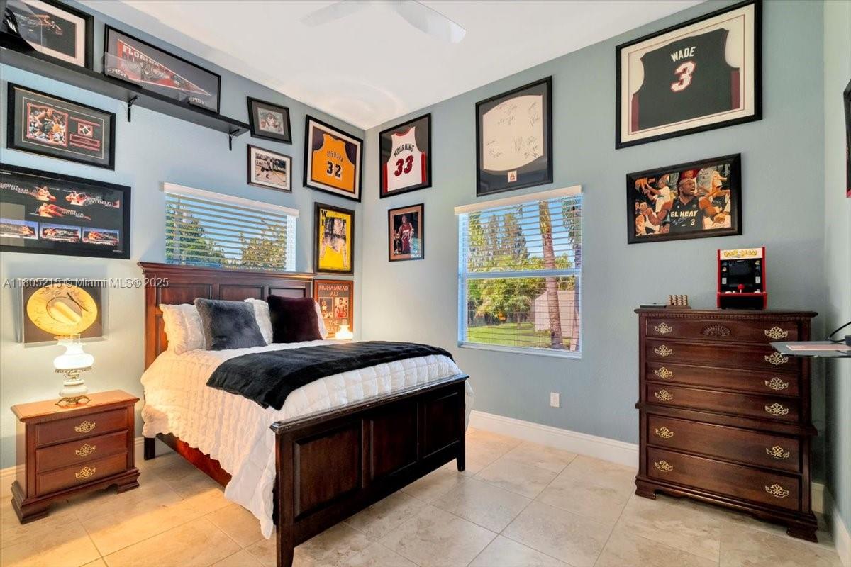 COUNTRY CLUB RANCHES SEC - Residential