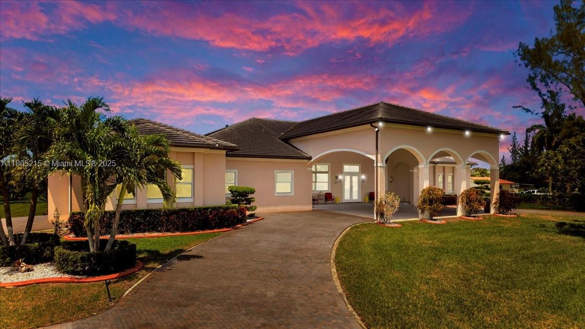 Property for Sale at 4800 Sw 141st Ave, Miramar, Broward County, Florida - Bedrooms: 7 
Bathrooms: 6.5  - $3,200,000