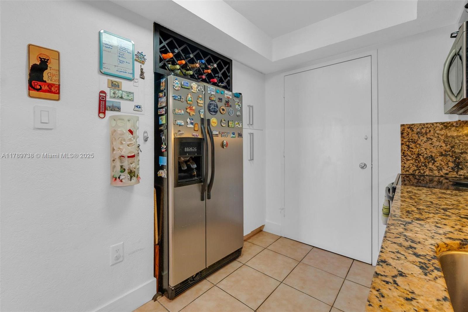 DEL PRADO - Residential