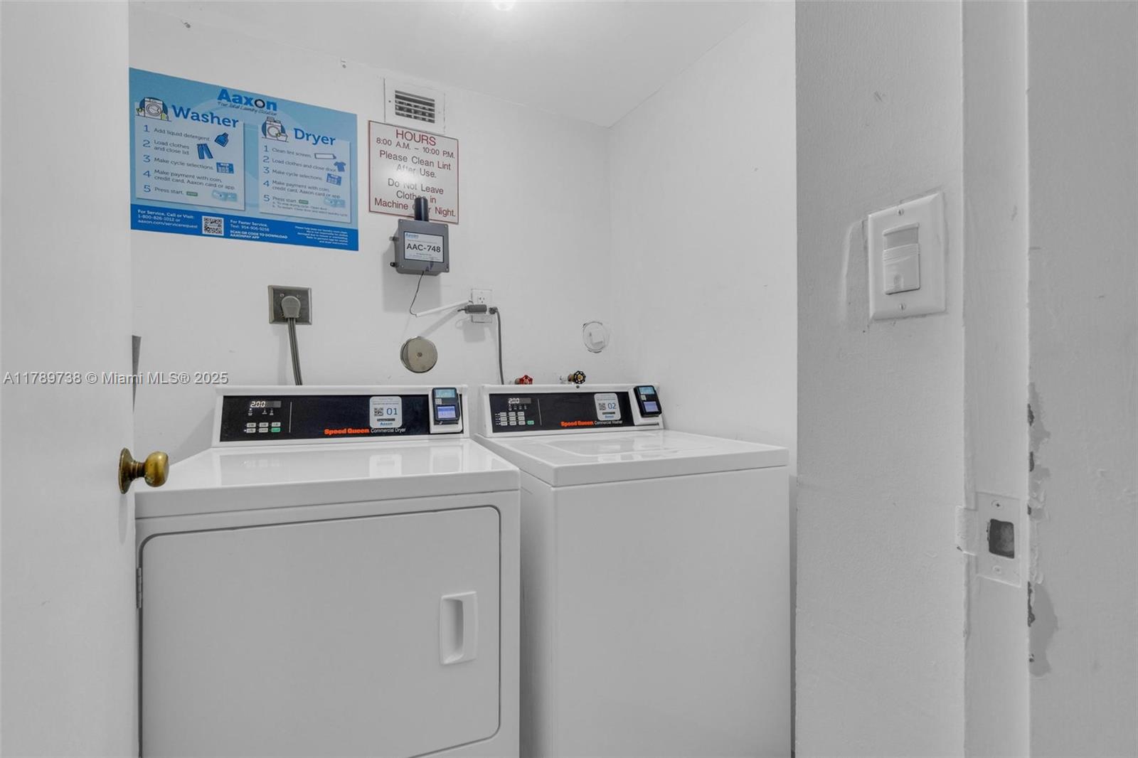 DEL PRADO - Residential