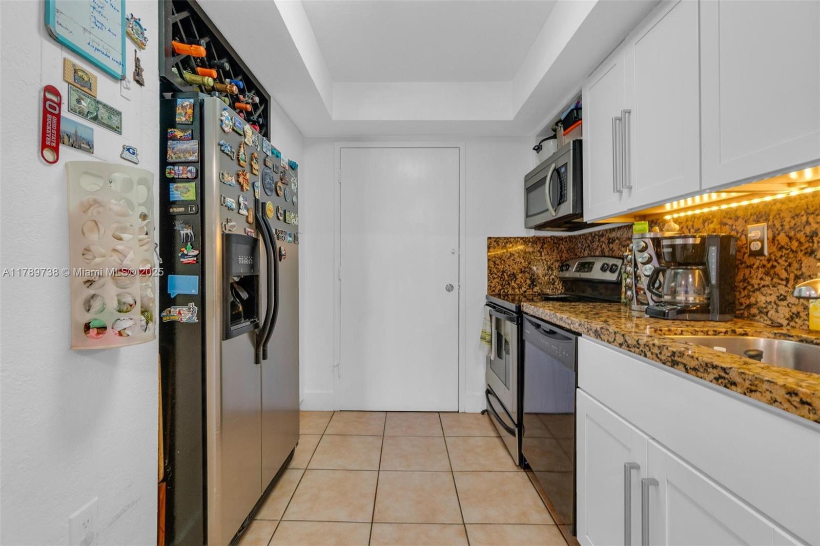 DEL PRADO - Residential