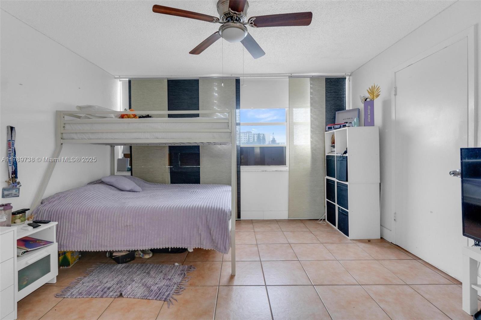 DEL PRADO - Residential