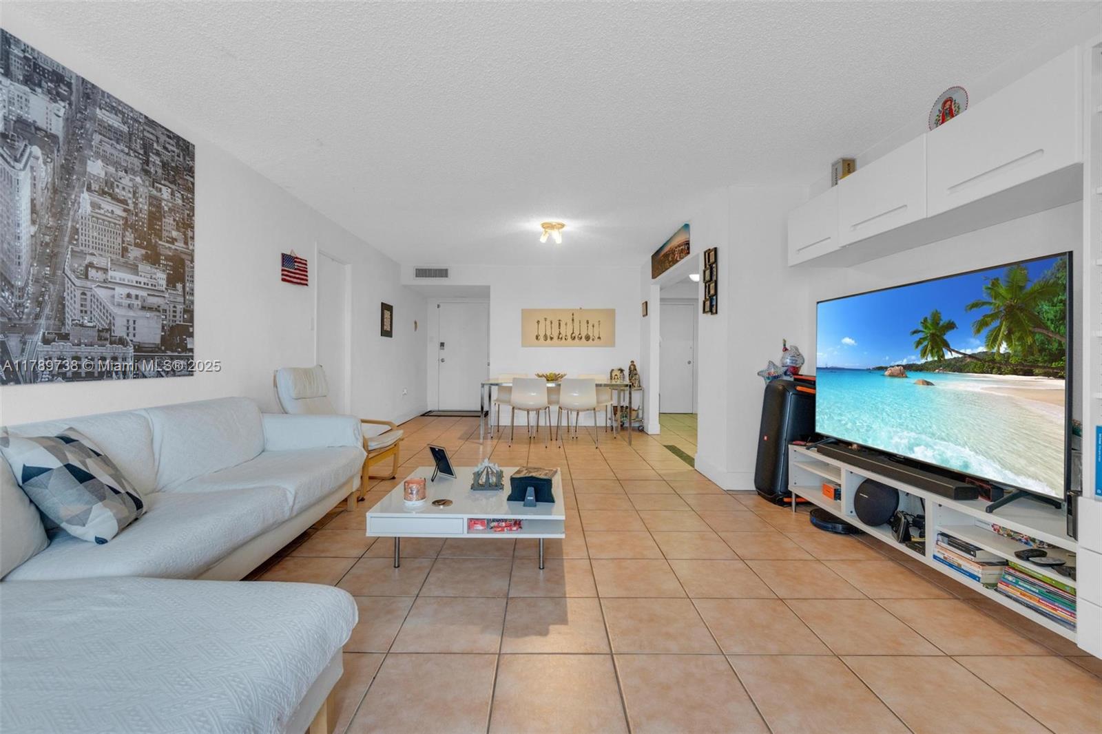 DEL PRADO - Residential