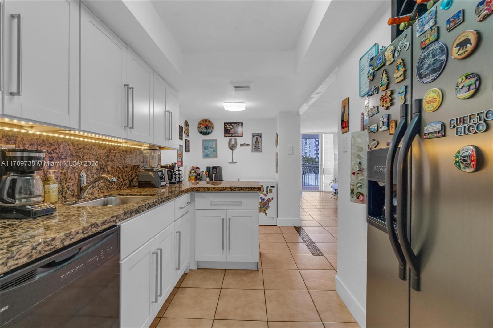 DEL PRADO - Residential