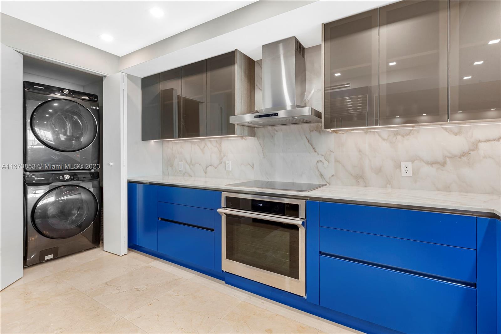 JADE RESIDENCES AT BRICKEL - Residential