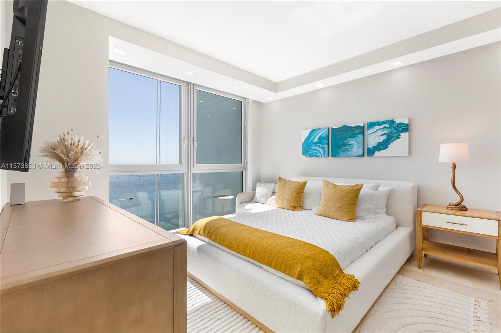 JADE RESIDENCES AT BRICKEL - Residential