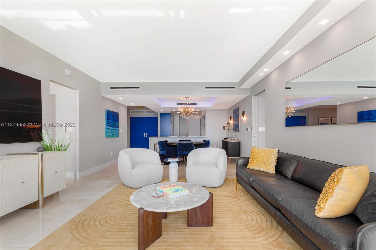 JADE RESIDENCES AT BRICKEL - Residential