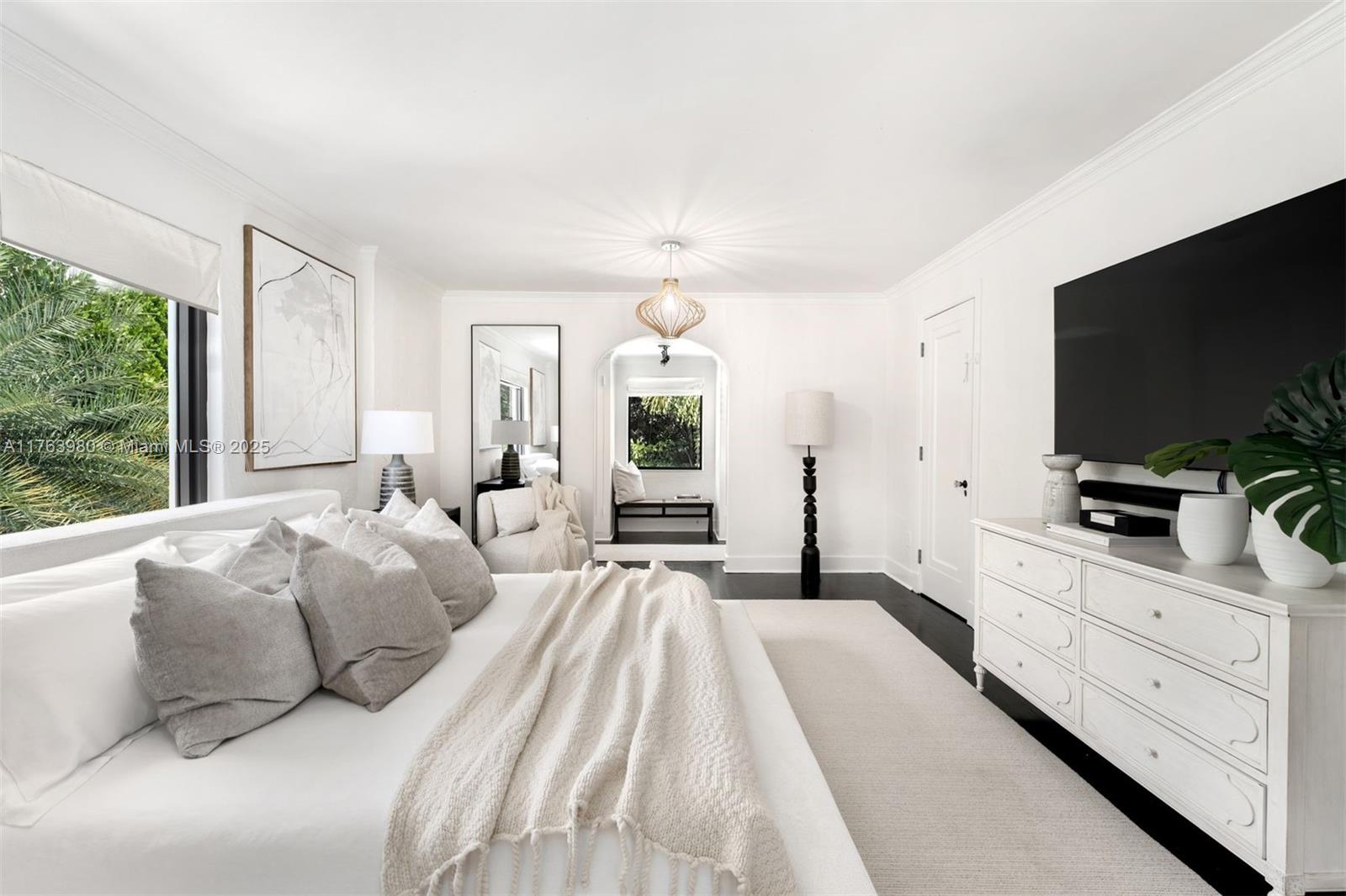 NAUTILUS SUB - Residential Lease