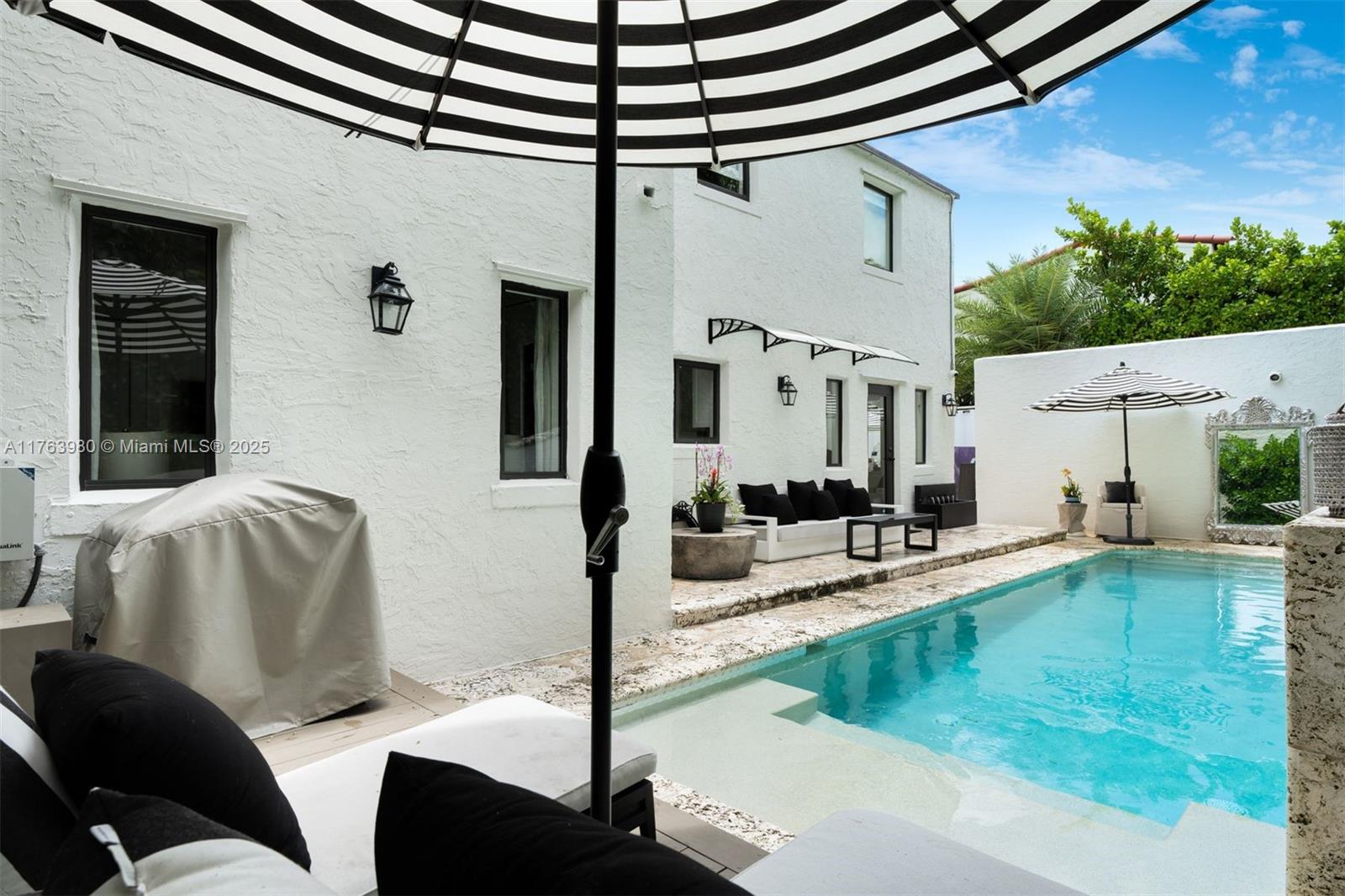 NAUTILUS SUB - Residential Lease