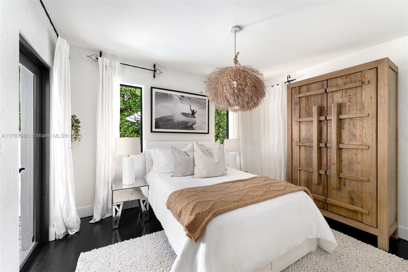 NAUTILUS SUB - Residential Lease