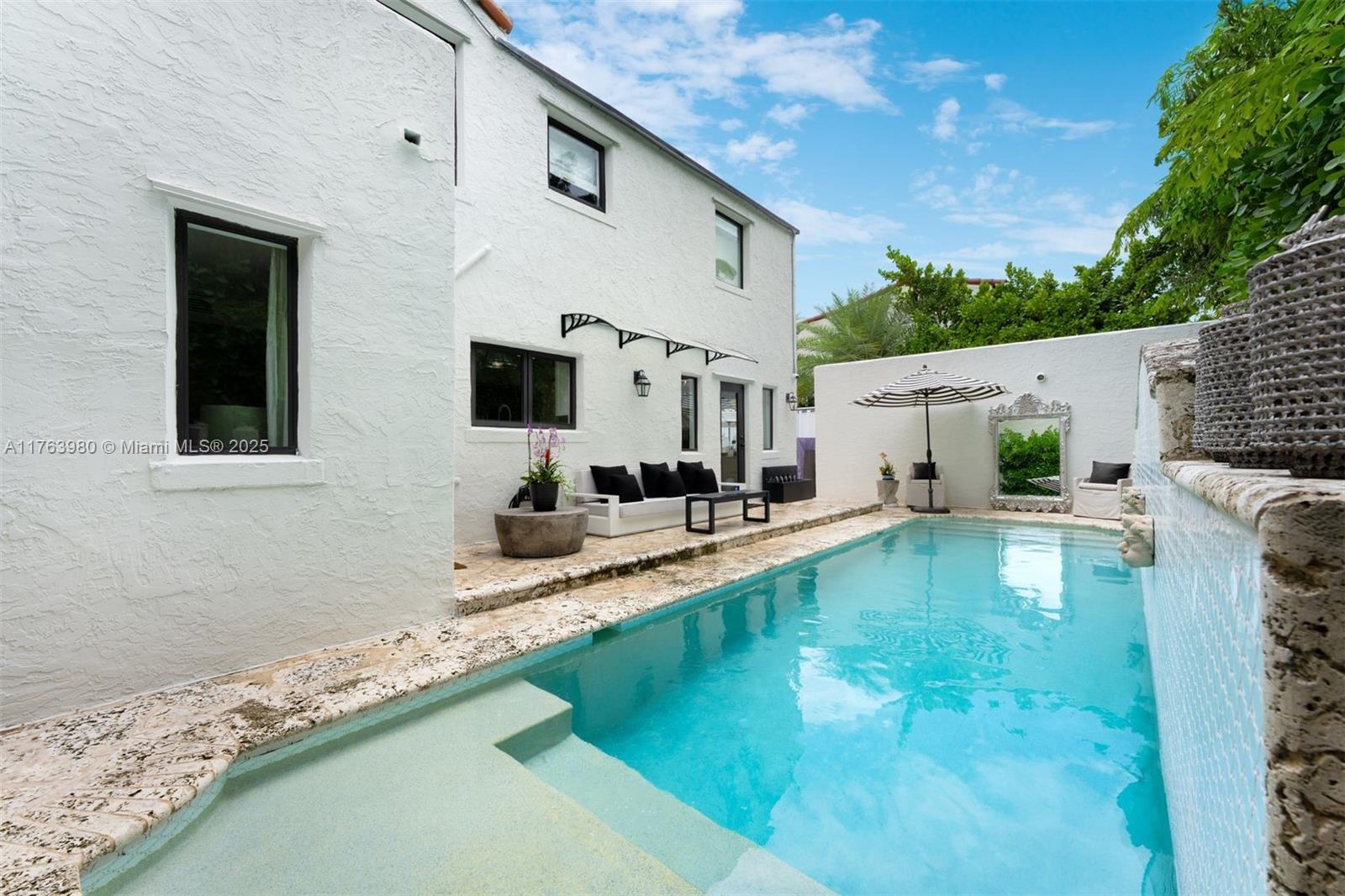 NAUTILUS SUB - Residential Lease