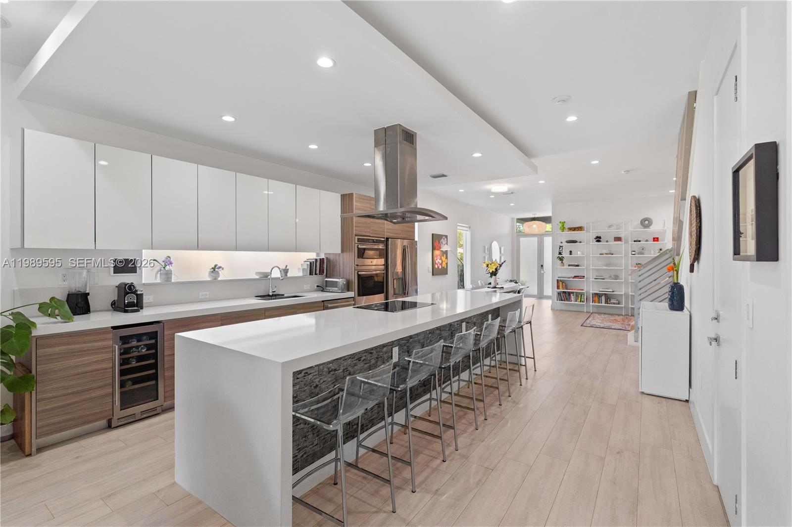 WEST ROADS TOWNHOMES COND - Residential