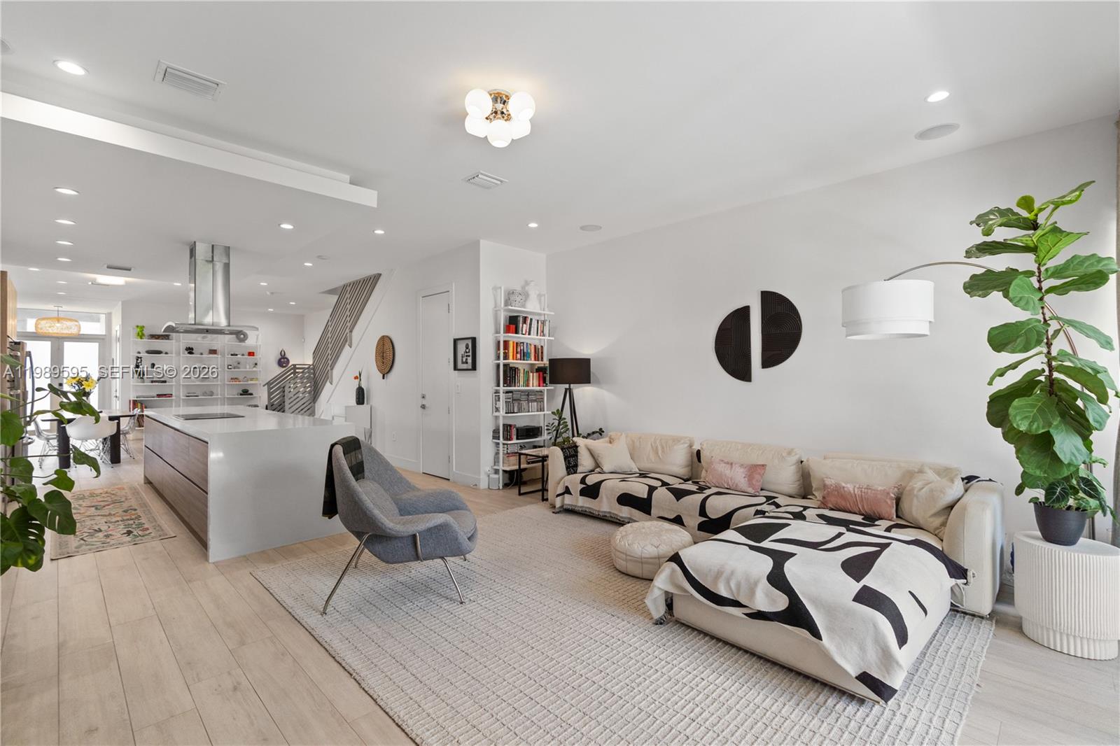 WEST ROADS TOWNHOMES COND - Residential