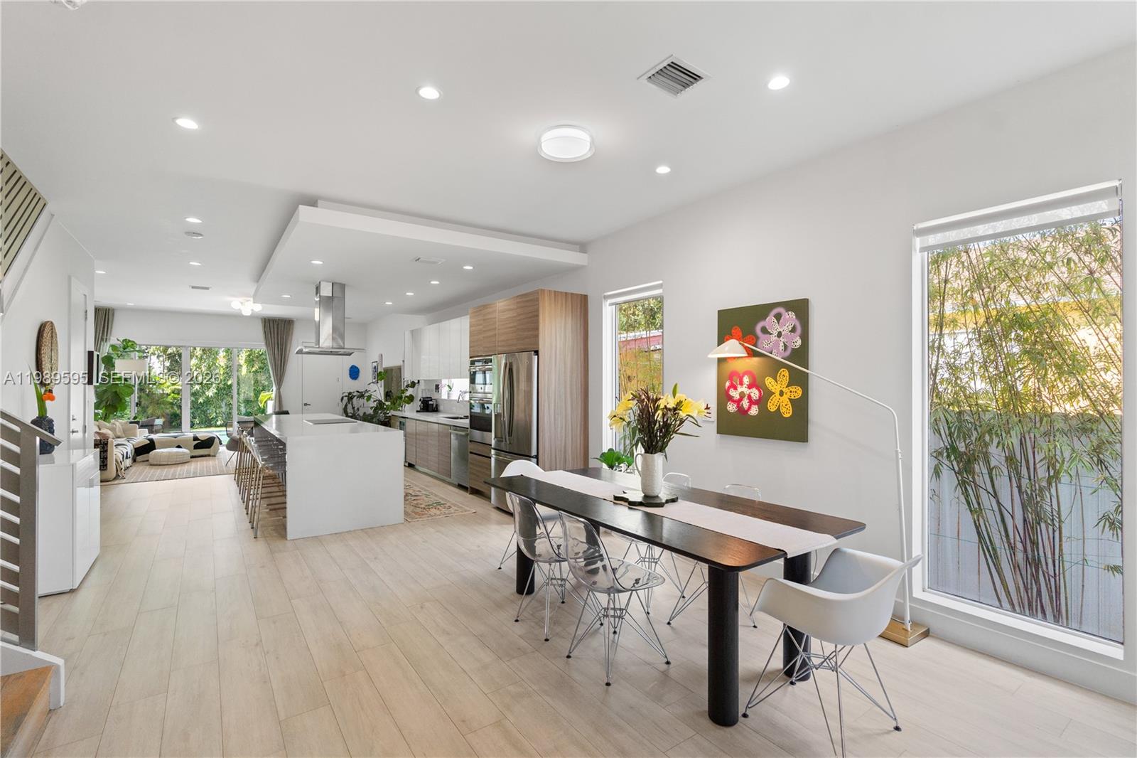 WEST ROADS TOWNHOMES COND - Residential