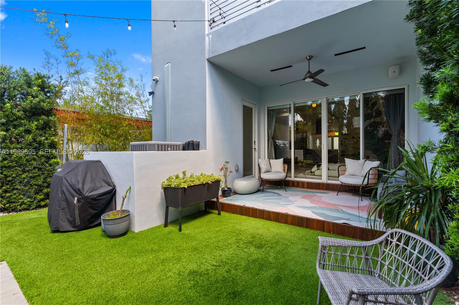 WEST ROADS TOWNHOMES COND - Residential