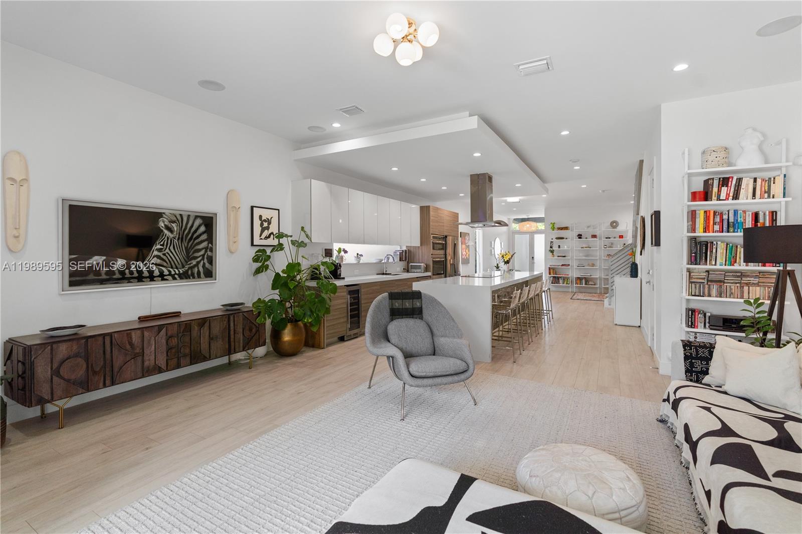 WEST ROADS TOWNHOMES COND - Residential