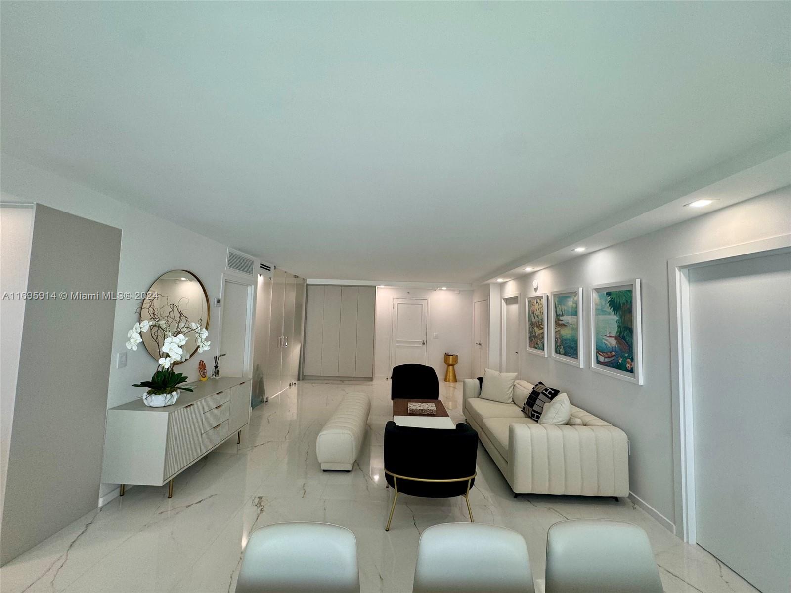 BALMORAL CONDO - Residential Lease