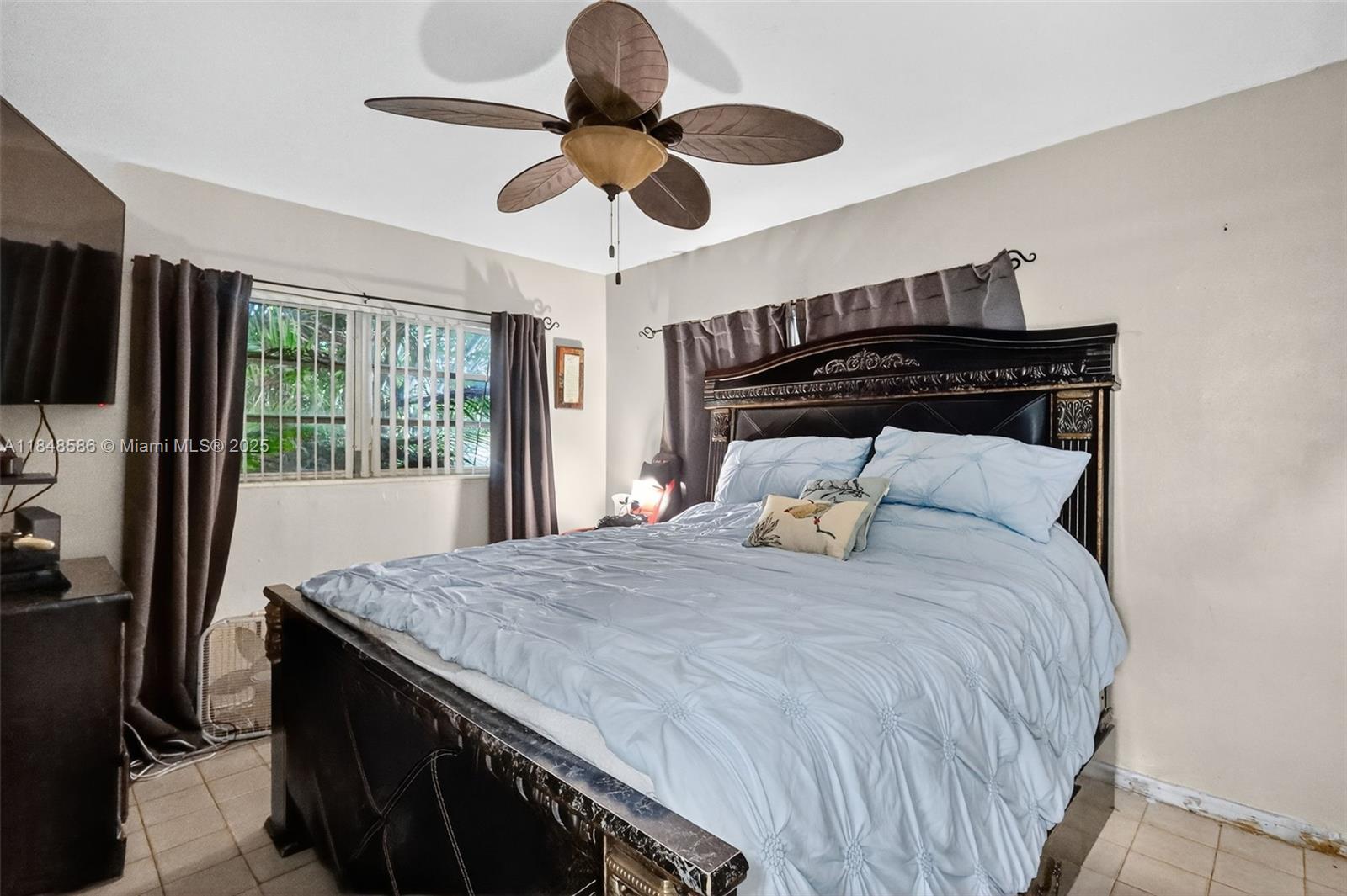 2ND ADDN TO PALM ESTATES - Residential