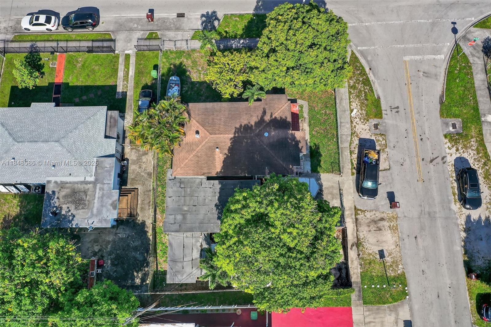 2ND ADDN TO PALM ESTATES - Residential