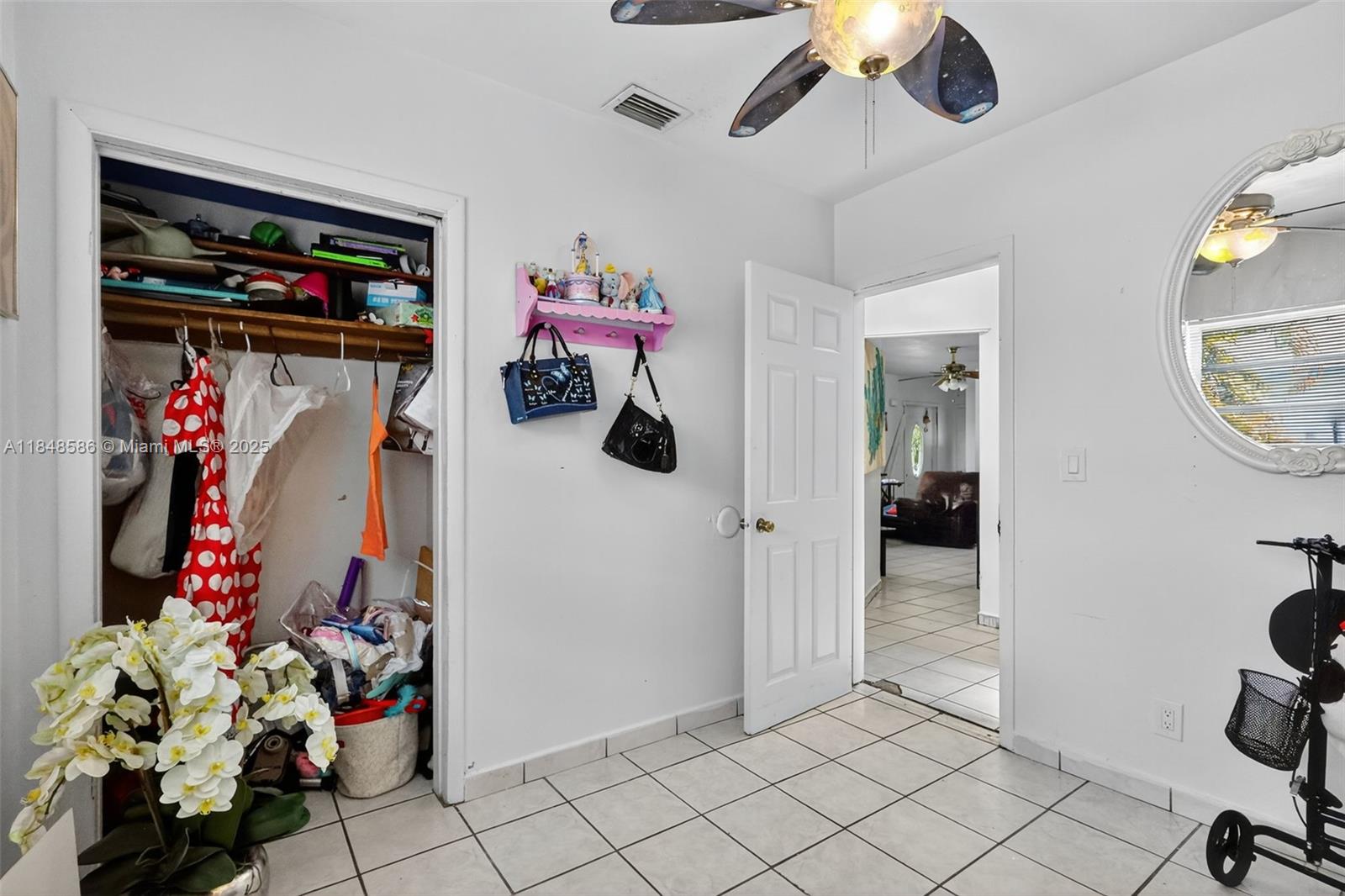 2ND ADDN TO PALM ESTATES - Residential