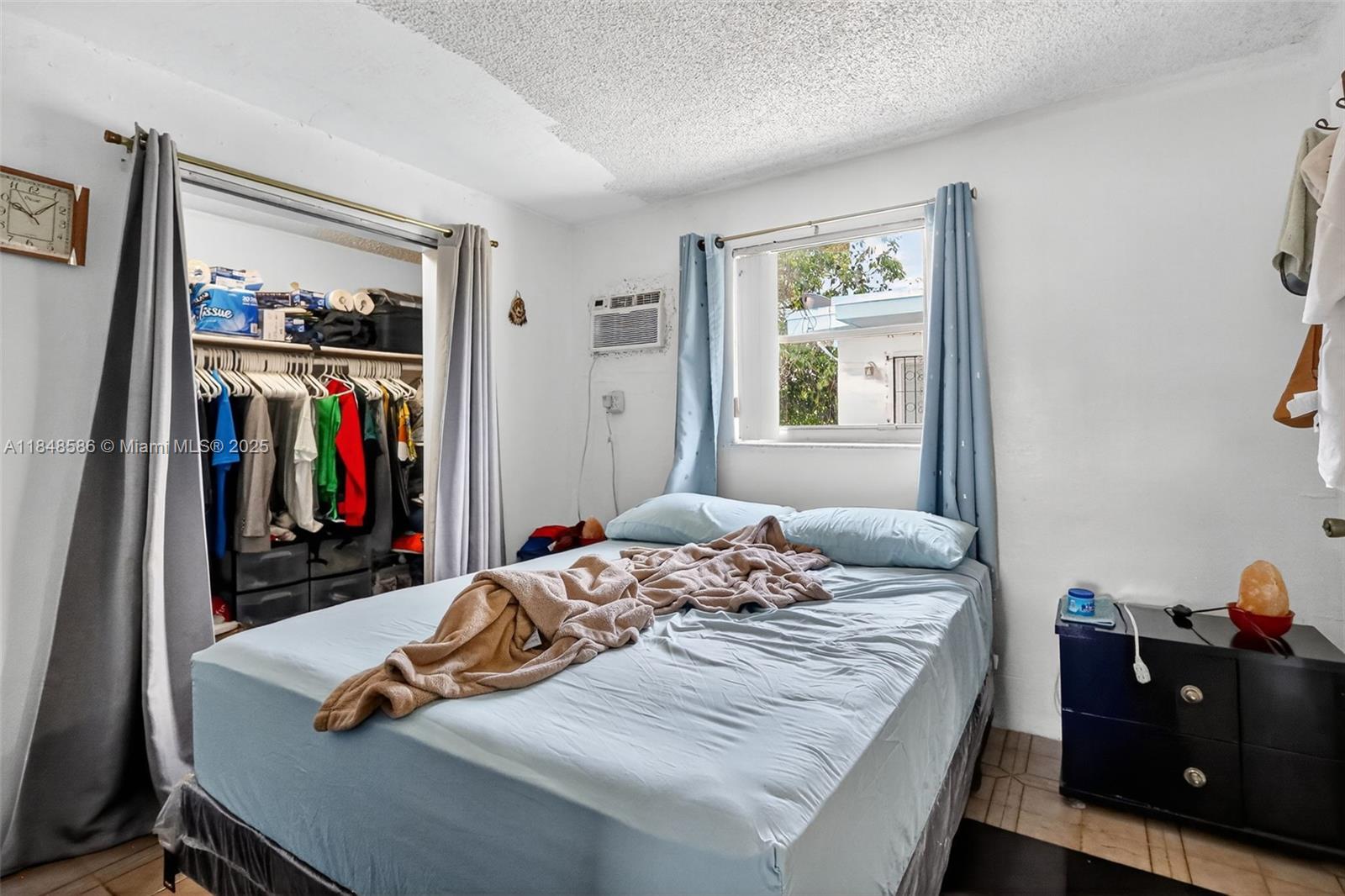 2ND ADDN TO PALM ESTATES - Residential