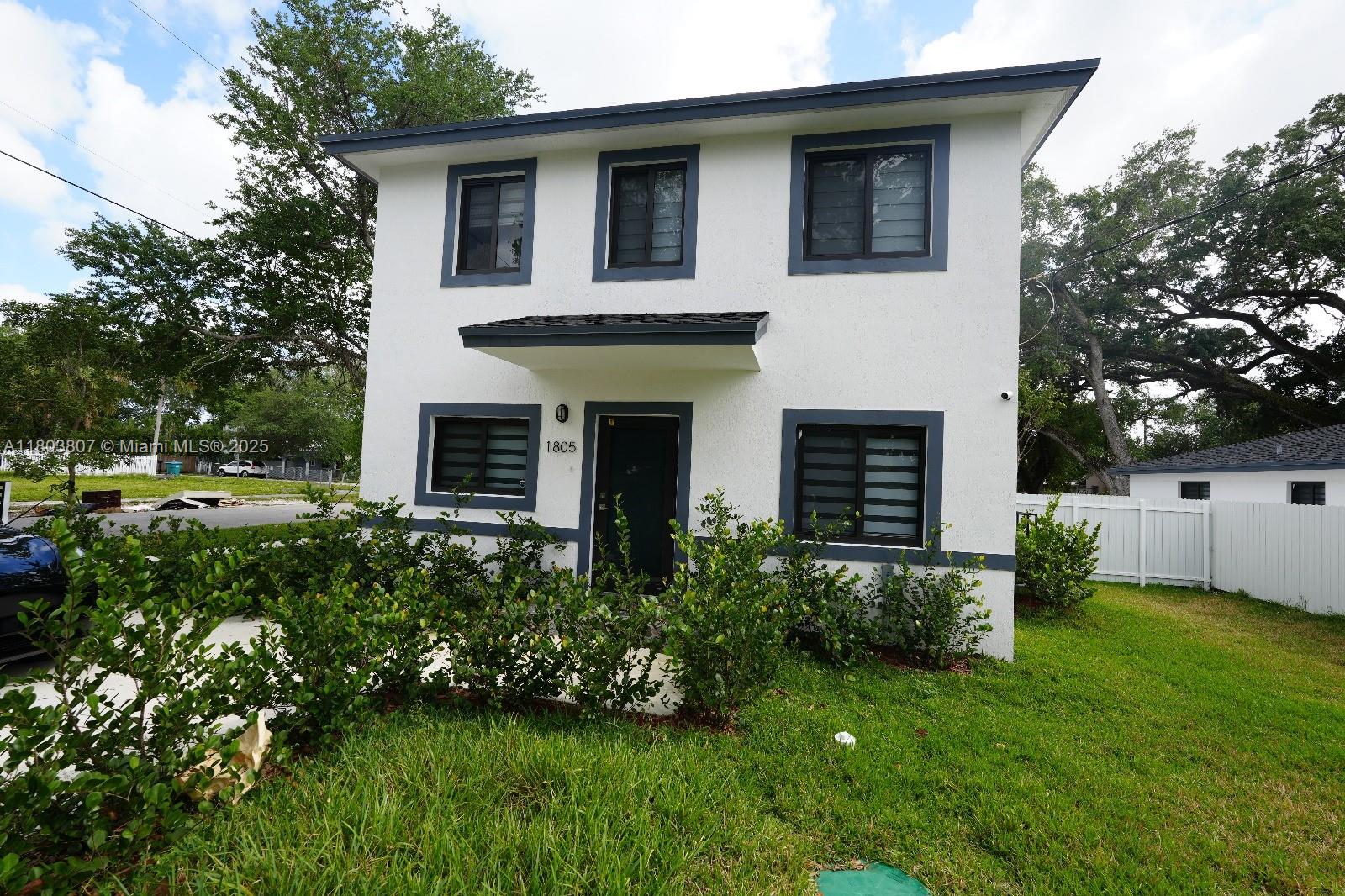 Rental Property at 1805 Nw 112th St A, North Miami, Miami-Dade County, Florida - Bedrooms: 1 
Bathrooms: 1  - $1,400 MO.