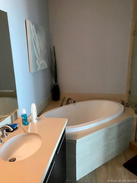 Eloquence on the bay condo - Residential Lease