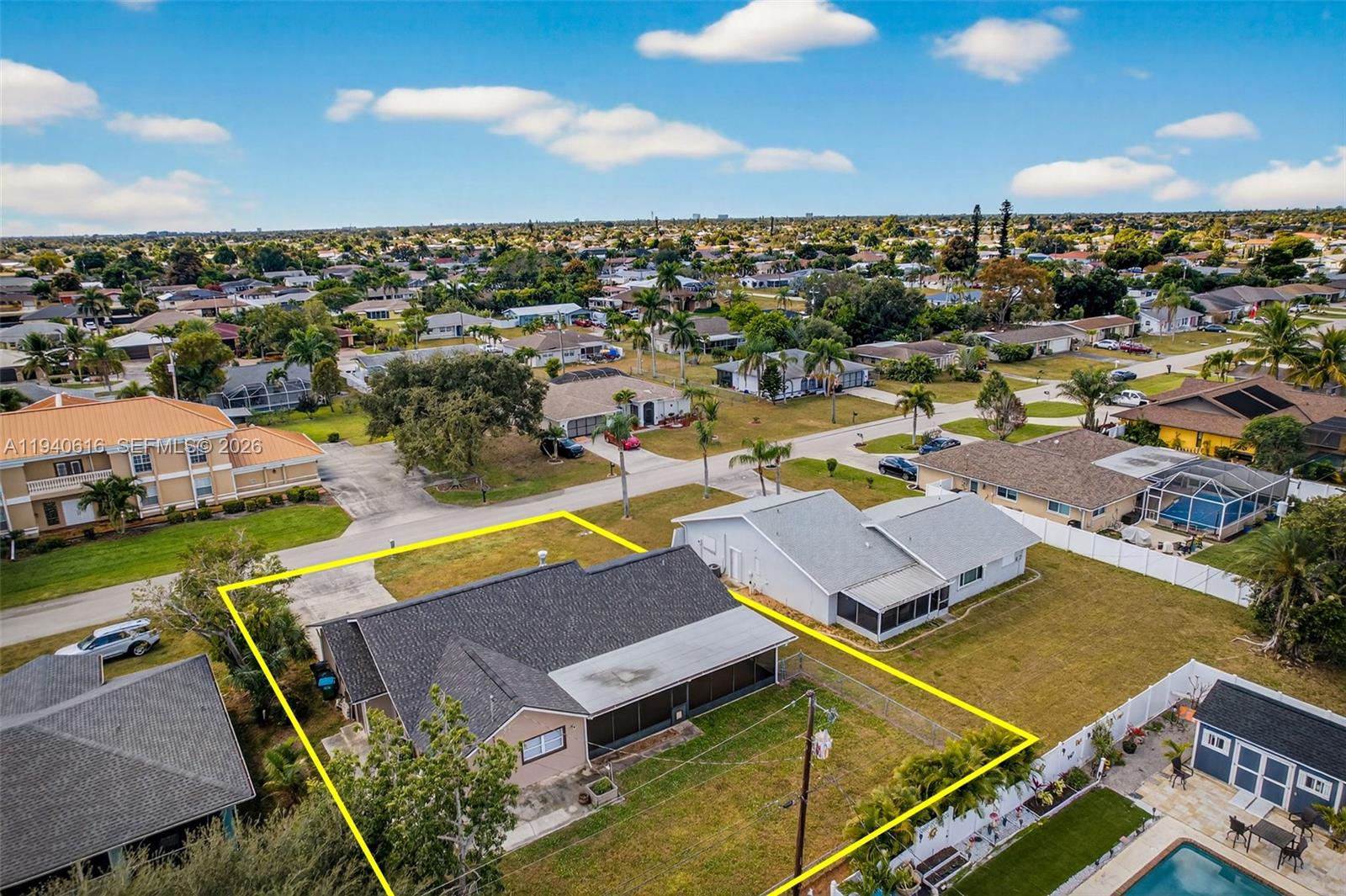 CAPE CORAL - Residential