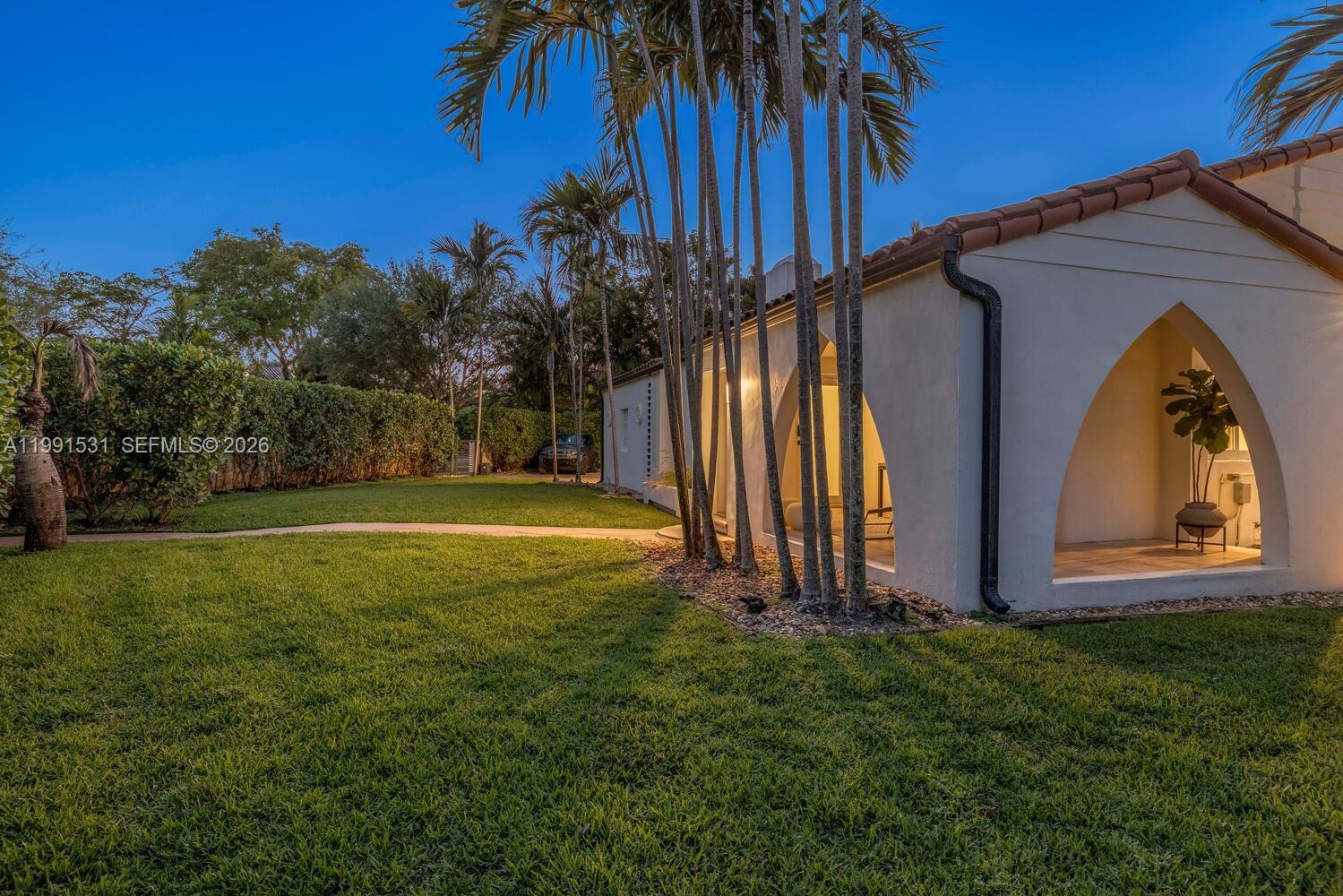 MIAMI SHORES SEC 3 - Residential