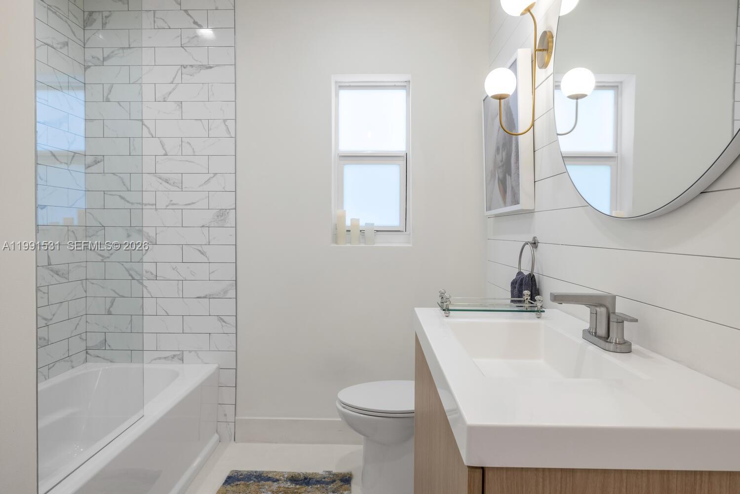 MIAMI SHORES SEC 3 - Residential