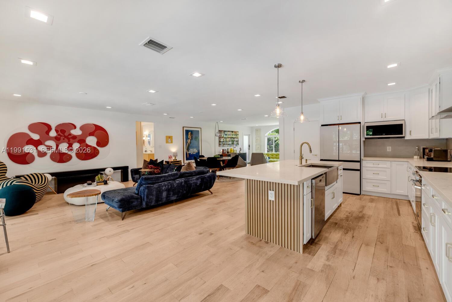 MIAMI SHORES SEC 3 - Residential