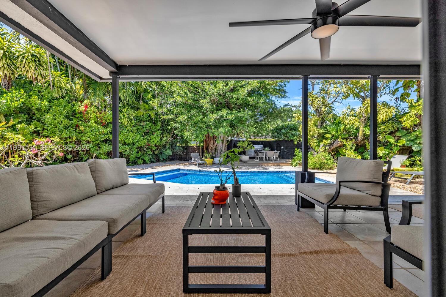 MIAMI SHORES SEC 3 - Residential