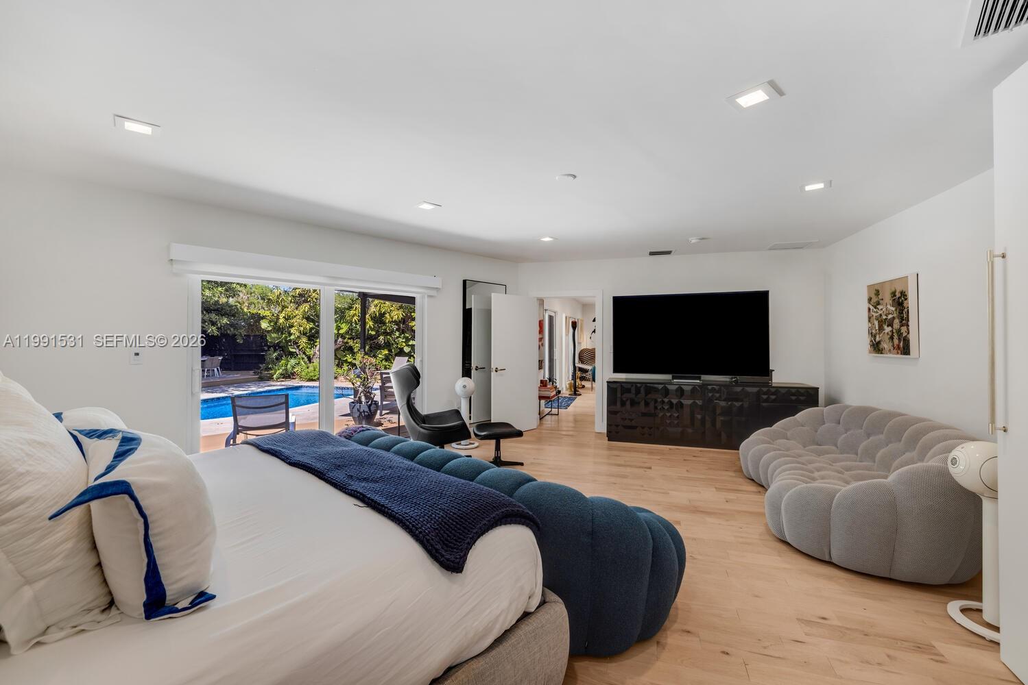 MIAMI SHORES SEC 3 - Residential