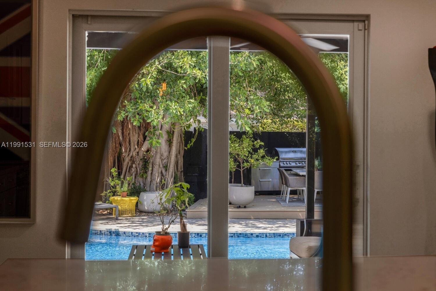 MIAMI SHORES SEC 3 - Residential