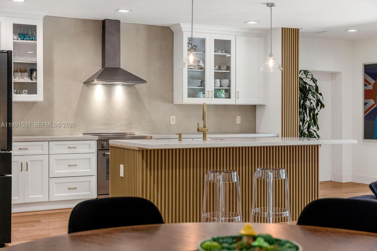 MIAMI SHORES SEC 3 - Residential