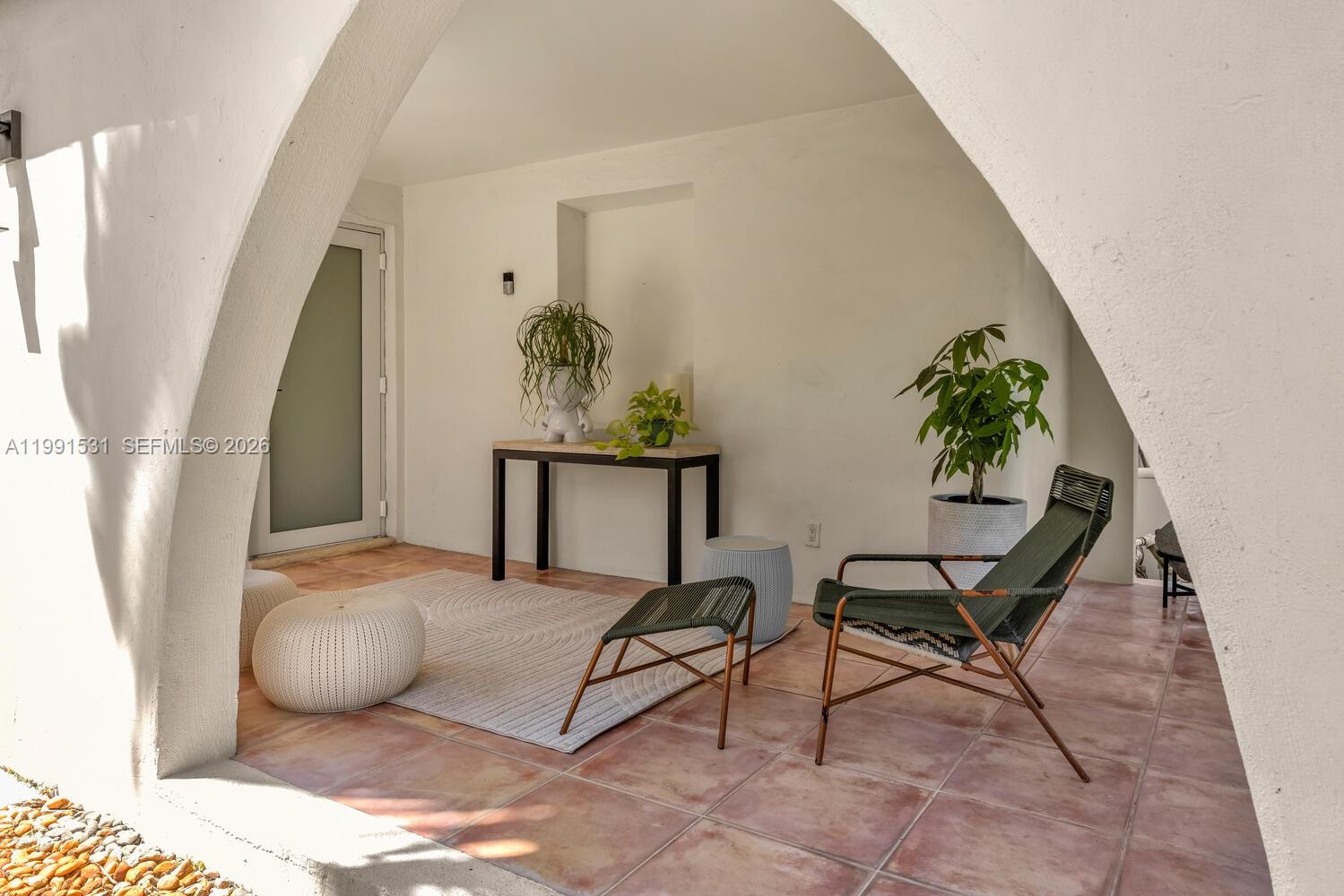 MIAMI SHORES SEC 3 - Residential