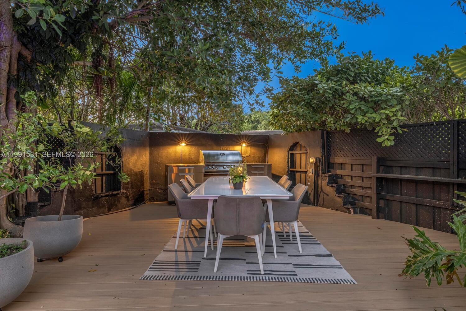 MIAMI SHORES SEC 3 - Residential