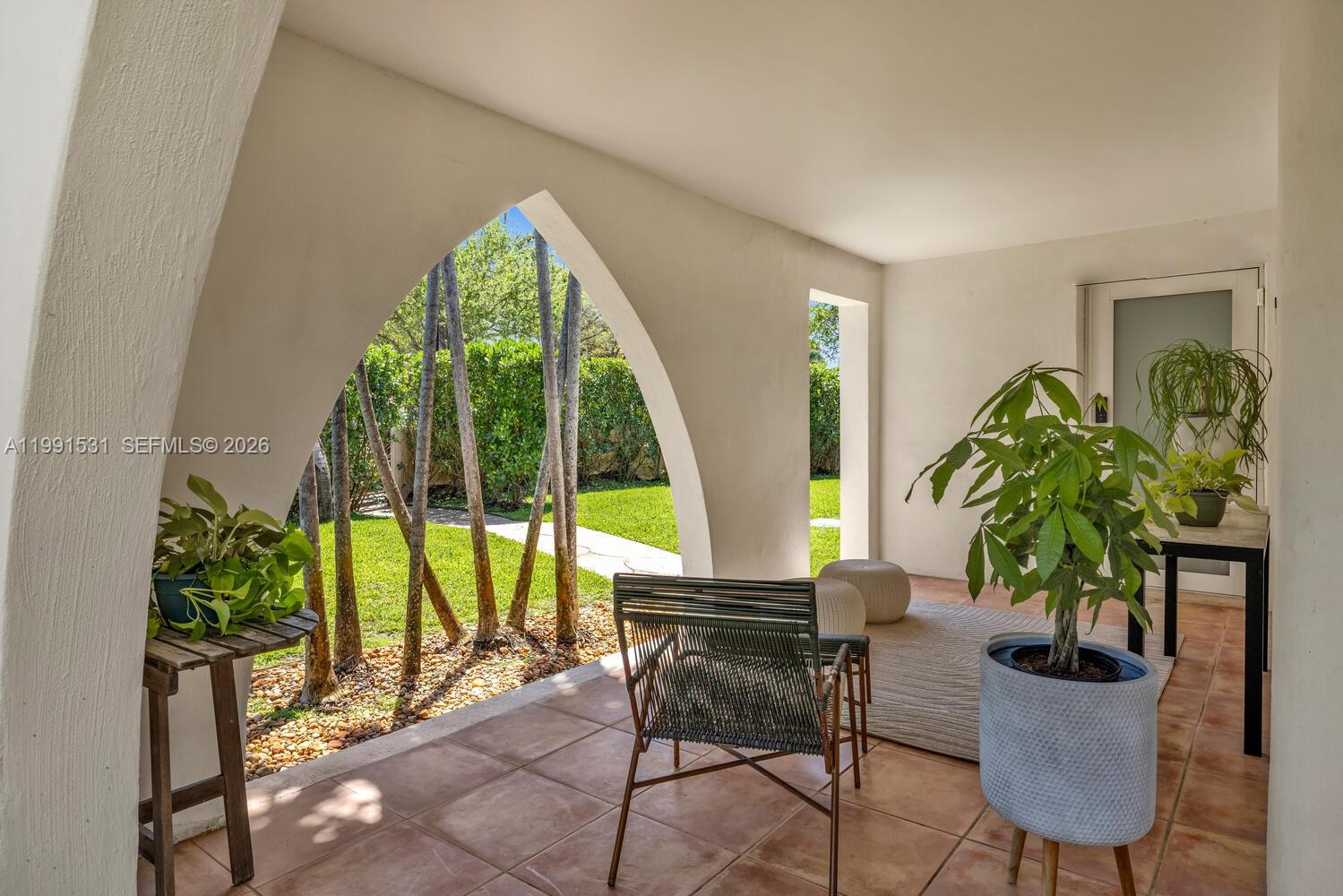 MIAMI SHORES SEC 3 - Residential