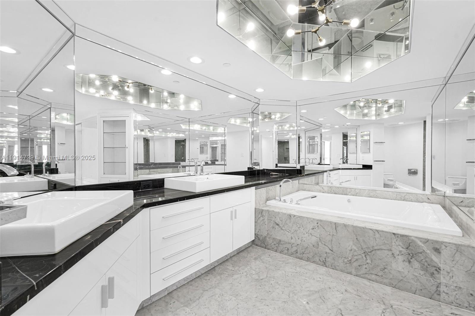 OCEANIA III CONDO - Residential