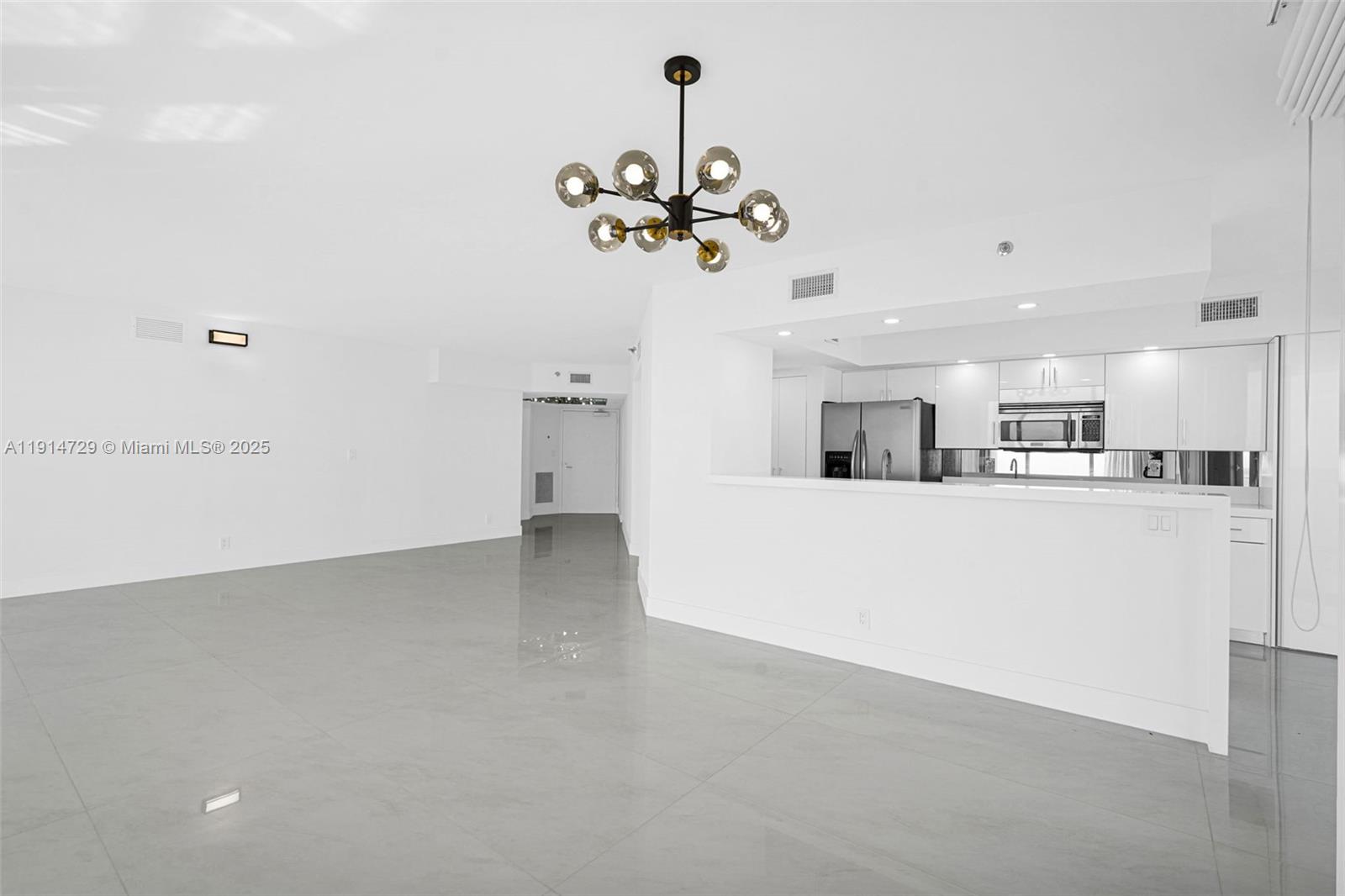 OCEANIA III CONDO - Residential