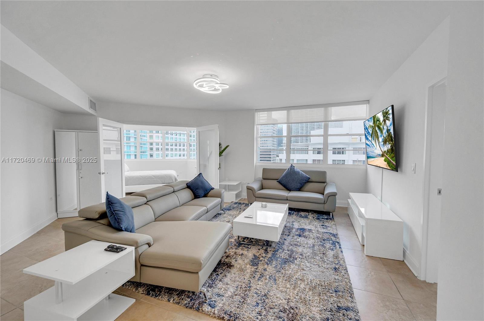 FOUR AMBASSADORS CONDO PH - Residential