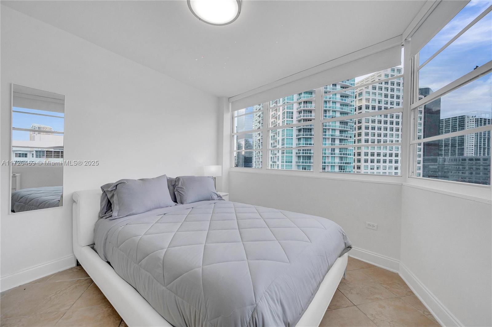 FOUR AMBASSADORS CONDO PH - Residential