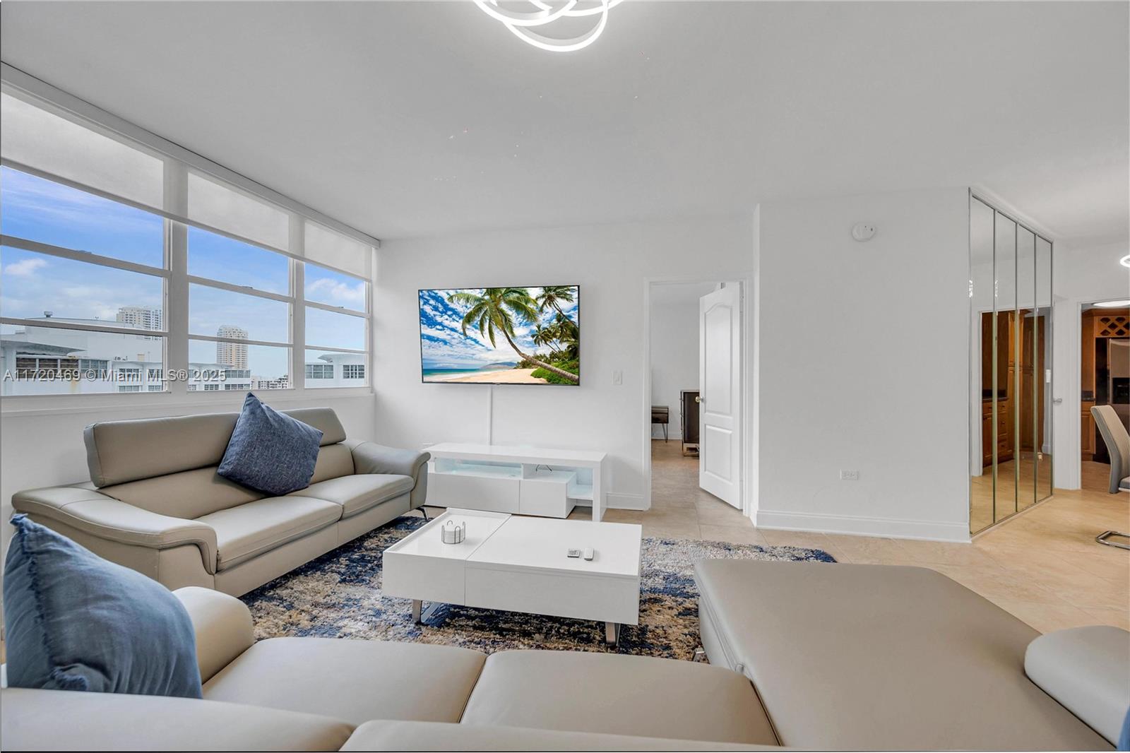FOUR AMBASSADORS CONDO PH - Residential
